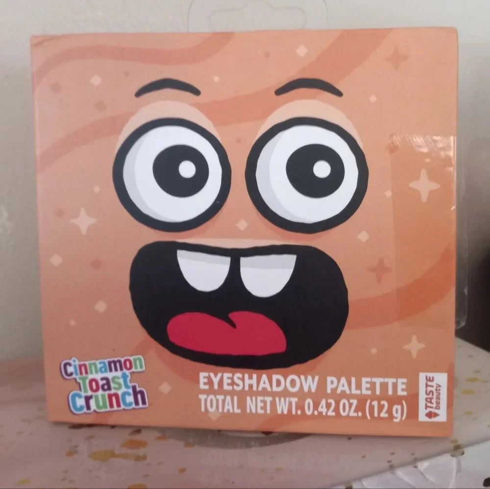 New Taste Beauty Cinnamon Toast Crunch 12 Color Eyeshadow Palette Rare - Picture 3 of 3